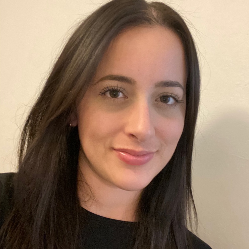 Meet your Posher, Perla